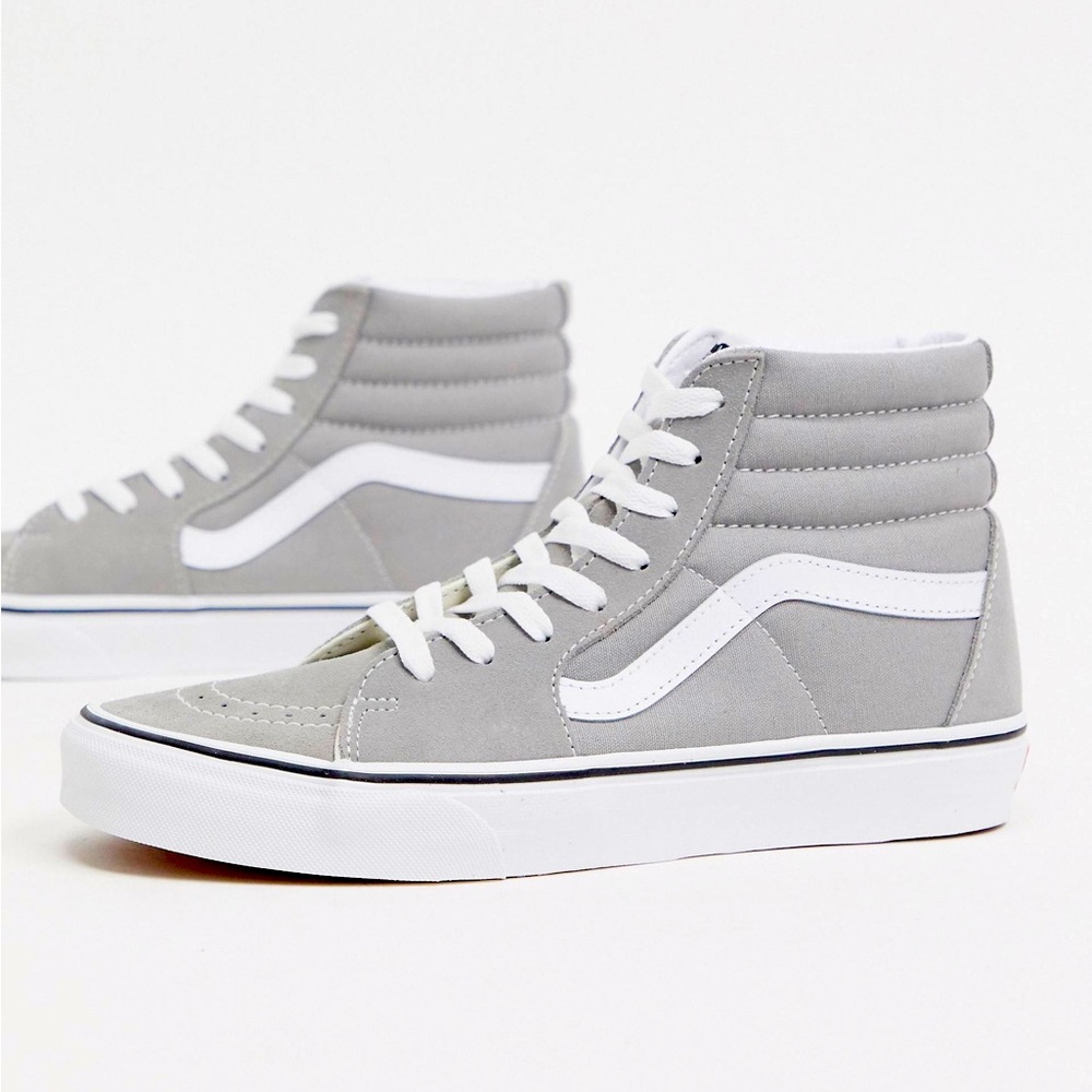 NWT Men's Gray and White High Top Vans Size 11